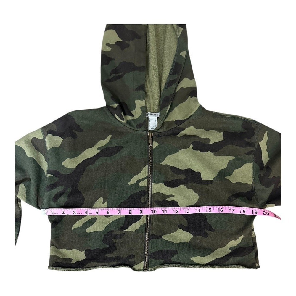 Forever 21 Camo Cropped Full Zip Hoodie Women's Medium Activewear Jacket SizeM - Picture 3 of 7